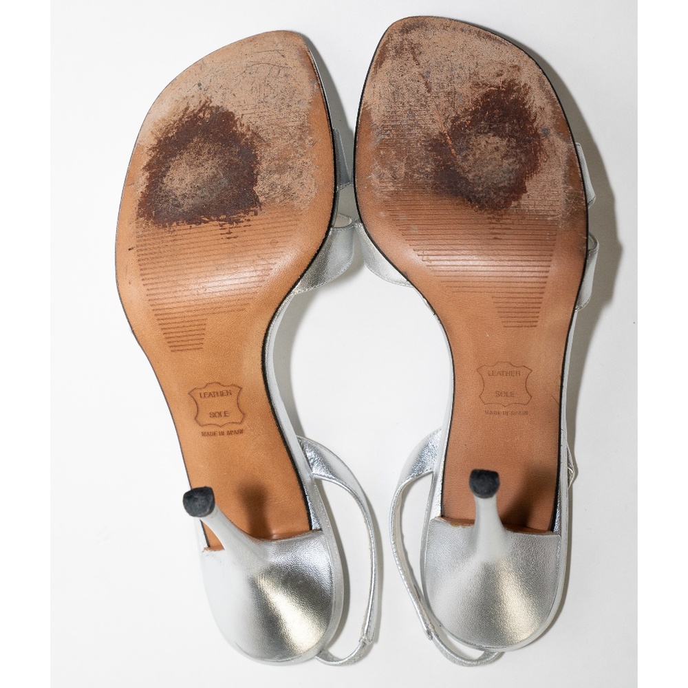 Stuart Weitzman Silver Heels 8.5 - Picture 3 of 5